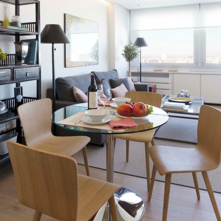 Lejlighed i Centrum på 47 m². Soveværelser: 1. Private badeværelser: 1. Madrid Eksteriør billede